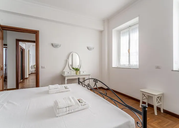 Апартаменты Iflat Vatican Spacious With Terrace Рим