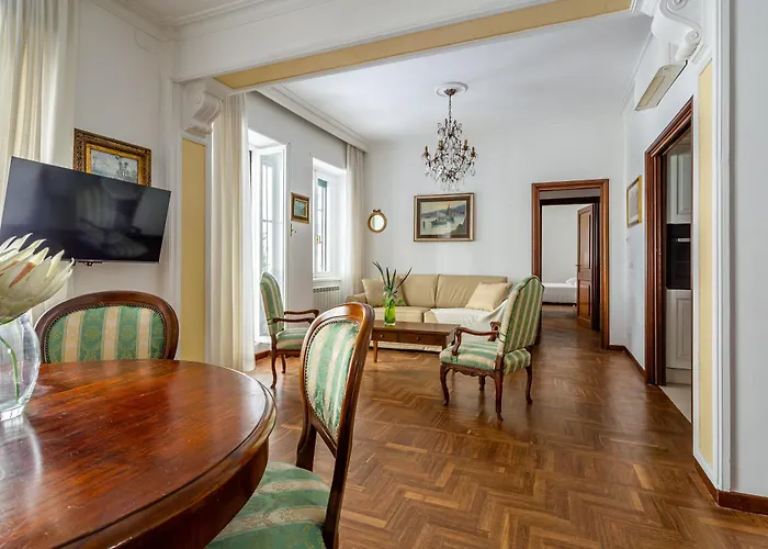 Iflat Vatican Spacious With Terrace Апартаменты *